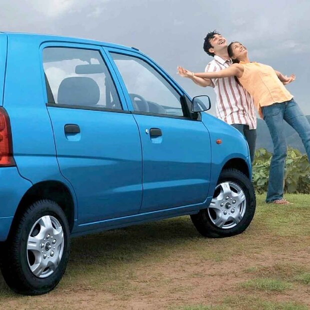 অল্টো ছাড়াও Tata Altroz ডিজেল, Renault Kwid 800, Mahindra Alturas G4, Mahindra Marazzo, Mahindra KUV100, Nissan Kicks, Toyota Innova Crysta পেট্রল, Skoda Octavia, Skoda Superb , Hyundai i20 ডিজেল, Hyundai Verna ডিজেল, Honda City 4th Gen, Honda City 5th Gen ডিজেল, Honda Amaze ডিজেল, Honda Jazz ও Honda WR-V।-এর মতো মডেলগুলি বন্ধ হবে ২০২৩ সালে।
