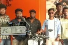বাইক কিনতে ১১২ ব্যাগ ভর্তি কয়েন নিয়ে হাজির যুবক, তারপরে যা হল