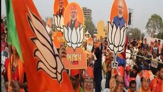 গুজরাতে গেরুয়া ঝড়৷ গুজরাতে গেরুয়া ঝড়৷