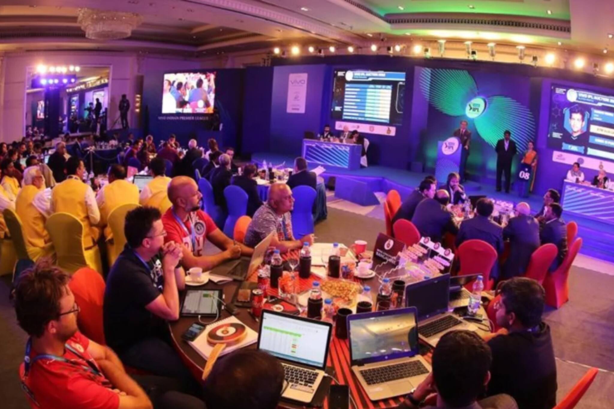 আইপিএল নিলামে কোটি টাকায় বিক্রি হয় ক্রিকেটাররা, কিন্তু কত টাকা হাতে পায় জানেন