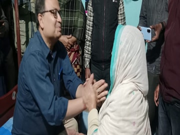 শেখ আবু তাহেরের বাড়িতে কুণাল ঘোষ