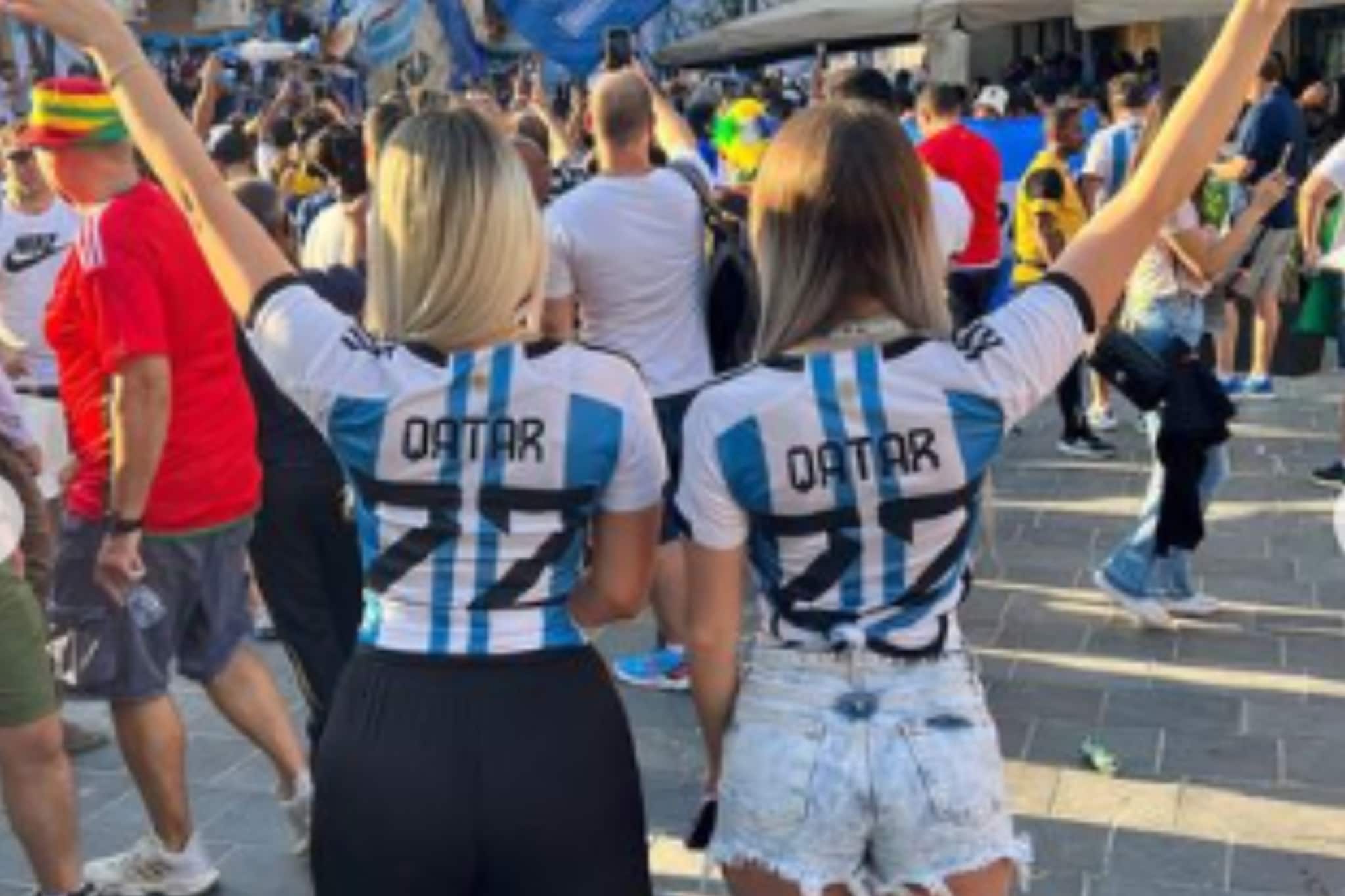 ফাইনালেন টপলেস হয়ে দেখিয়েছিলেন বক্ষযুগল,কী শাস্তি হল আর্জেন্টিনা মহিলা ফ্যানেদের