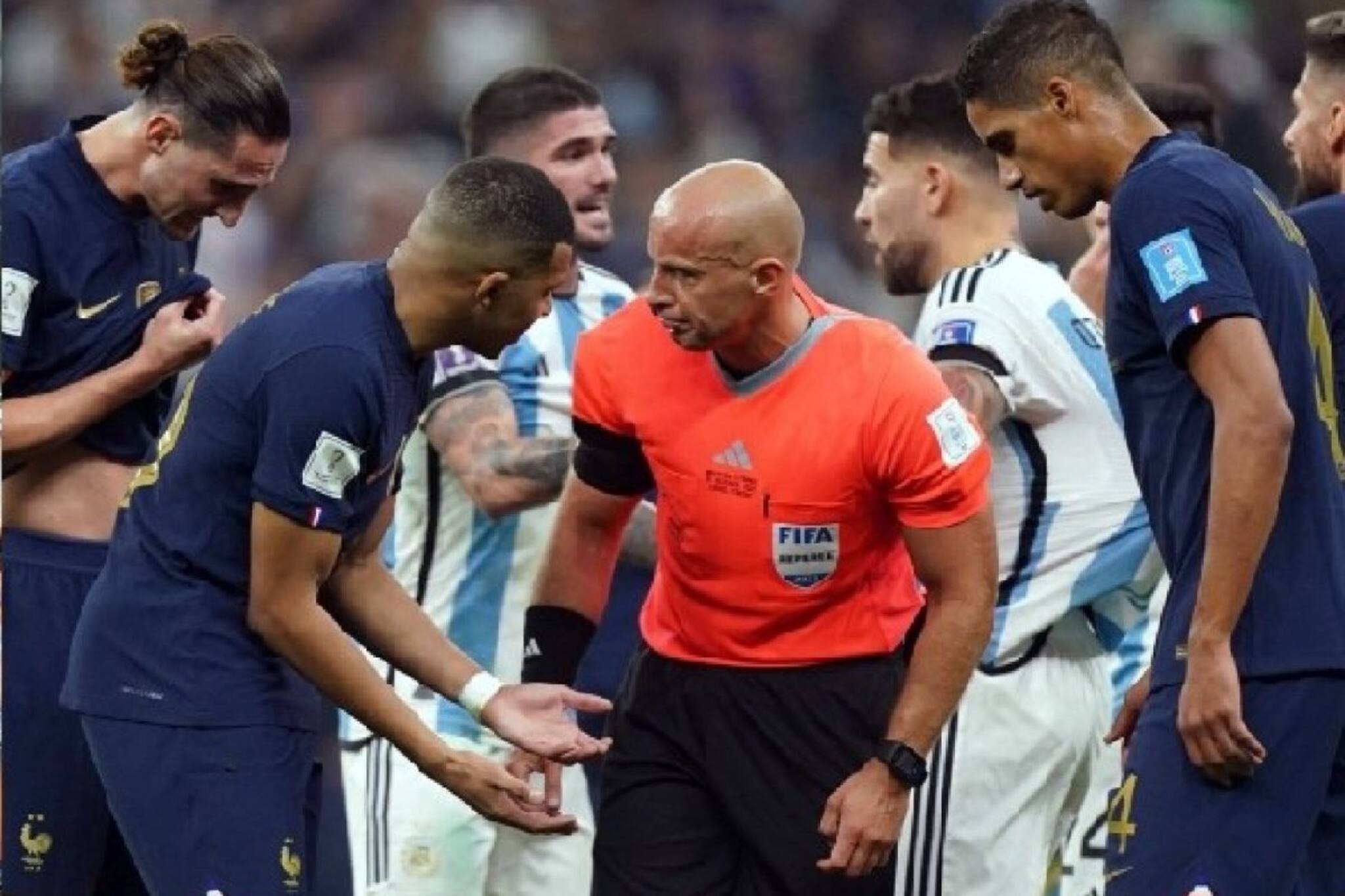 নতুন করে খেলা হবে বিশ্বকাপ ফাইনাল! সই জমিয়ে বড় আন্দোলনের পথে ফ্রান্স