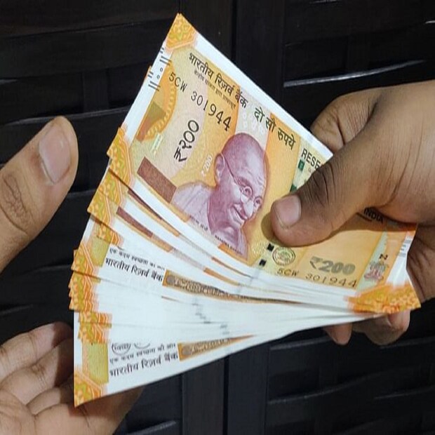 এই ভিডিও দেখার পরে পিআইবি সত্যতা যাচাই করা হয়েছে ৷ পিআইবি ফ্যাক্টচেকের মাধ্যমে আসল ঘটনাটি প্রকাশ্যে এসেছে ৷ ট্যুইটে জানতে পারা গিয়েছে ইন্ডিয়ান জব নামক একটি ইউটিউব চ্যানেলের মাধ্যমে #YouTube দাবি করা হয়েছে ৷ প্রতীকী ছবি ৷