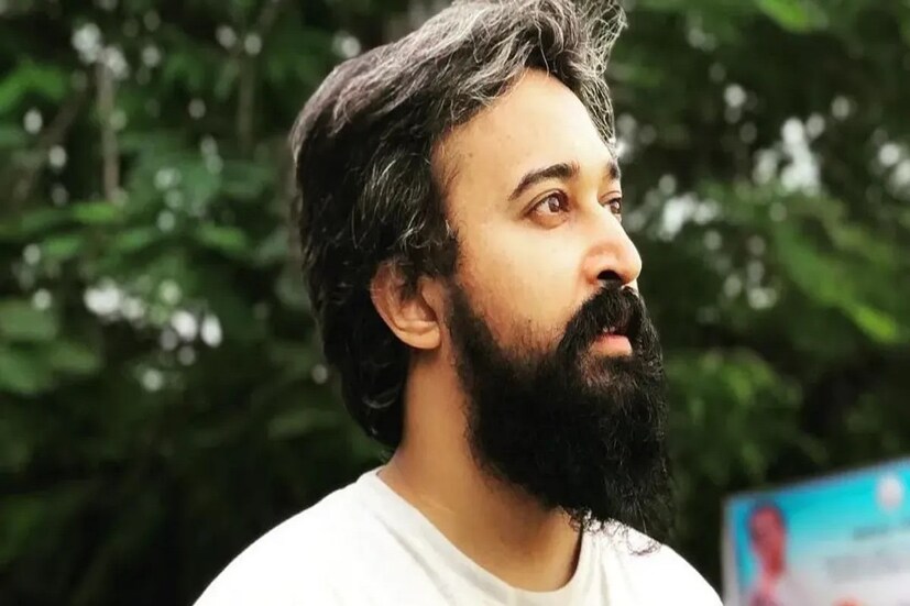 তবে এই বিষয়ে সব্যসাচীর পক্ষ থেকে এখনও কোনও প্রতিক্রিয়া পাওয়া যায়নি ৷ টেলিভিশনে সব্যসাচীকে বেশ কিছু ভক্তিমূলক অনুষ্ঠানে অভিনয় করতে দেখা গিয়েছে ৷ ফাইল ছবি ৷