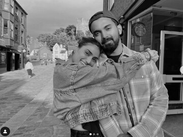 কেএল রাহুল-আথিয়ার বিয়েতে বলিউড-ক্রিকেটারদের নো এন্ট্রি! থাকবেন কারা! কেএল রাহুল-আথিয়ার বিয়েতে বলিউড-ক্রিকেটারদের নো এন্ট্রি! থাকবেন কারা!