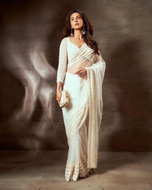 নিজের তিনটি জিম রয়েছে নায়িকার