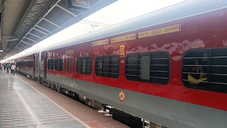 একাধিক ট্রেন বাতিল 