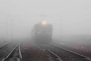 Indian Railways: trains are running late due to dense fog