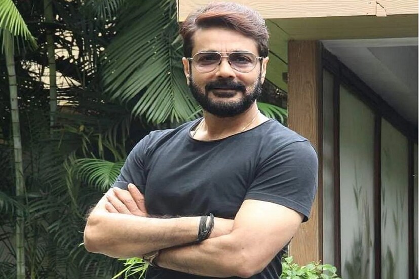 আসলে ষাট বছরেও নিজেকে তিরিশের তরুণ রাখা প্রসেনজিতের সিক্রেট নিয়ে টলিপাড়ায় কান পাতা দায়। অনুরাগীদের অনেকেরই দাবি, শুধুই নাকি দই-শসা খেয়ে ৬০ বছরে ৩০ মনে হয় প্রসেনজিৎকে। যদিও একথা অস্বীকার করেছেন খোদ প্রসেনজিৎ।