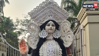 গেটের বাইরেই হচ্ছে পুজো?
