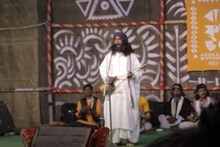 বাউল ফকির উৎসবে গানের পসরা নিয়ে হাজির মাটির শিল্পীরা, দেখুন ভিডিও