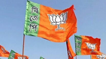 ৩০ জানুয়ারি স্বাধীনতা যুদ্ধে শহীদদের স্মরণে দু’মিনিট নীরবতা পালনে প্রচারে নামছে বঙ্গ বিজেপি ৩০ জানুয়ারি স্বাধীনতা যুদ্ধে শহীদদের স্মরণে দু’মিনিট নীরবতা পালনে প্রচারে নামছে বঙ্গ বিজেপি