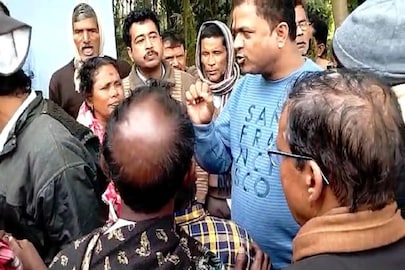'দিদির দূত' হয়ে, ঢুকতেই বাঁধল গোল!