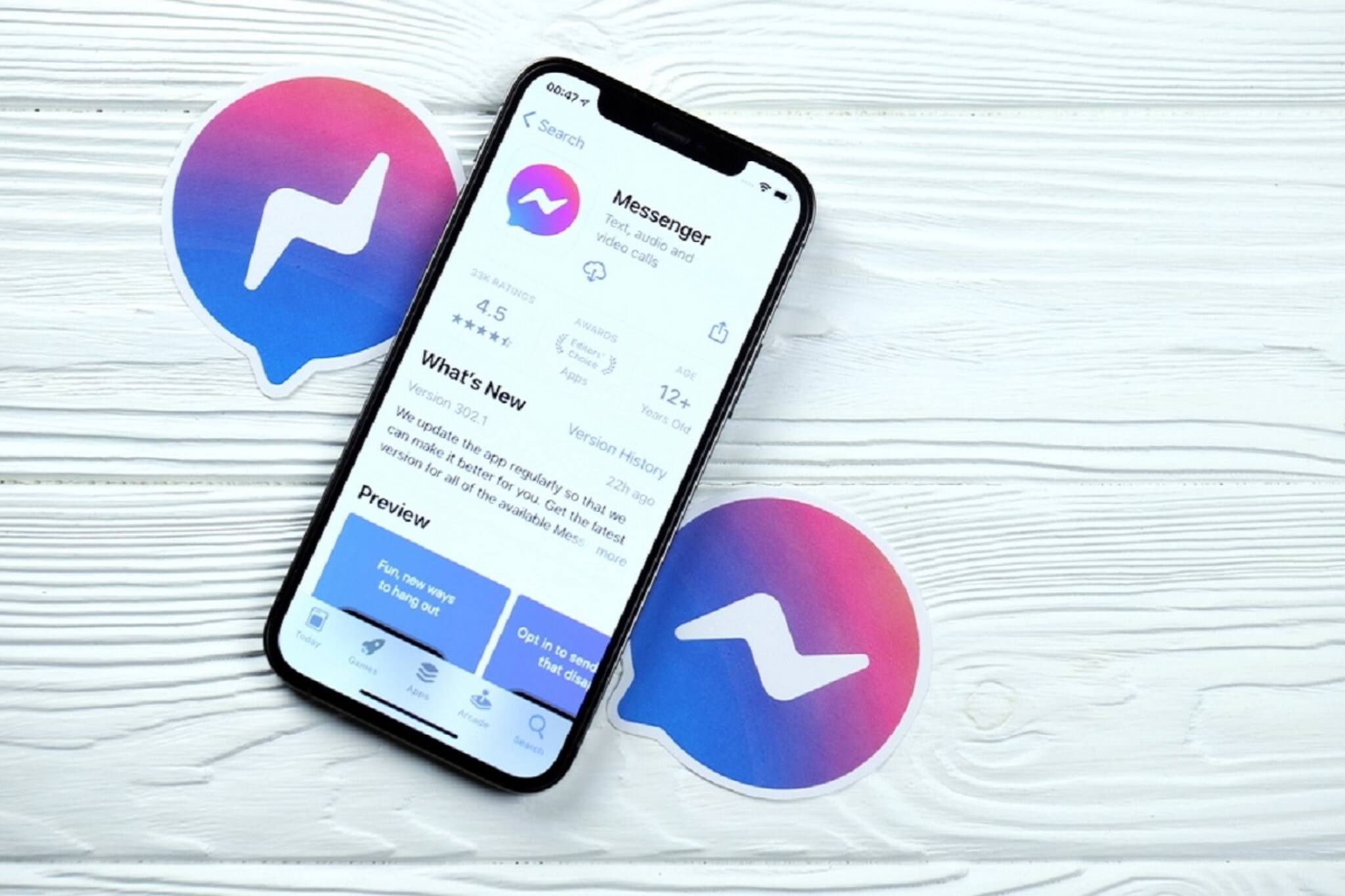 Facebook Tips: চ্যাট তো করেই থাকেন, ফেসবুকের মেসেঞ্জারে অনলাইন গেম খেলার কায়দাটা জানেন তো?