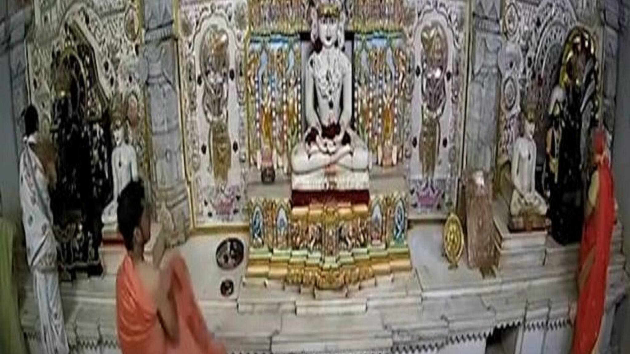 Fake Priest Crime: নকল পুরোহিত সেজে মন্দিরে ঢুকে গয়না চুরি৷ ক্রাইম সিরিজ দেখে চক্রান্ত!