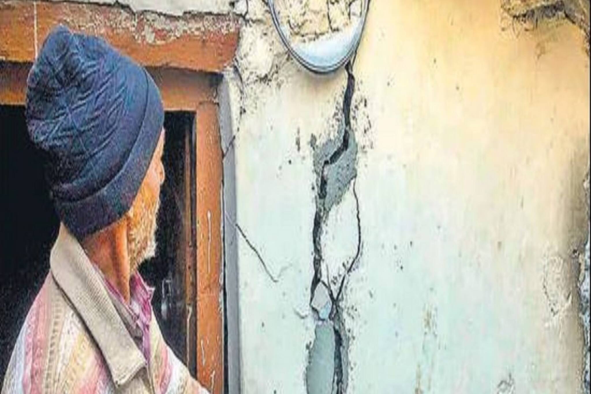 প্রায় সাতশো বাড়িতে ফাটল! আজ থেকে যোশীমঠে শুরু নির্মাণ ভাঙার কাজ