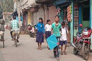 যুগ বদলালেও পুরনো ছন্দে গ্রাম বাংলার পৌষ পার্বণ, চলছে ঘুড়ি উৎসব