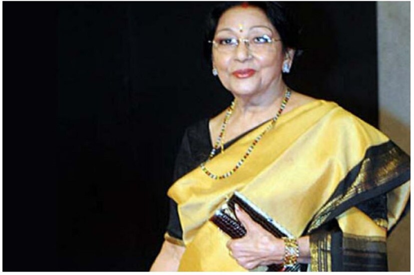 এদিকে তাঁকে তার বাস্তব জীবনে বলিউডের সবচেয়ে কৃপণ  অভিনেত্রী হিসাবে বিবেচনা করা হত।বলিউড গসিপে তাঁকে নিয়ে প্কচুর কথা হত৷ তাঁর কৃপণতা এতটাই ছিল যে যা খুশি বলতেও তিনি পিছপা হতেন না৷  তাঁর বাড়িতে  আয়কর দফতর অভিযান চালিয়েছিল। এই সময় মালা তার টাকা বাঁচাতে মিডিয়া এবং আদালতের সামনে এমন কিছু বলেছিলেন, যা শুনে সবাই বাকরুদ্ধ হয়ে গিয়েছিলেন ৷