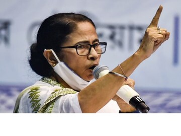 দুয়ারে সরকারে নেওয়া হয়েছিল আবেদন, বর্ধমানের সভায় রেকর্ড সংখ্যক উপভোক্তার হাতে পাট্টা তুলে দেবেন মুখ্যমন্ত্রী