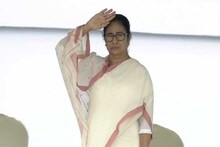 লক্ষ্মী-গণেশ-সরস্বতী-কার্তিককে নিয়ে এক চিত্রে দুর্গা, কুচকাওয়াজে এবার চমক