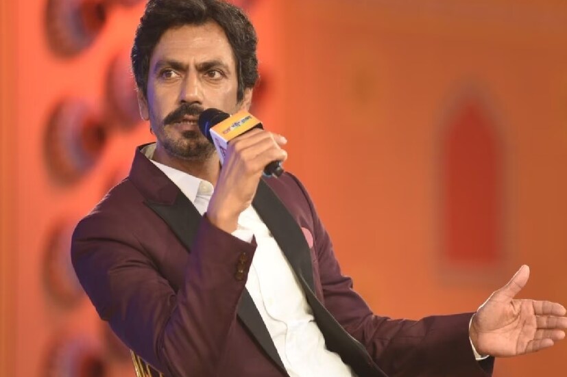 নওয়াজের মা মেহেরুন্নিসা সিদ্দিকা ভারসোভা থানায় অভিযোগ দায়ের করে বলেছে, তাঁর বৌমা অনৈতিক ভাবে বাড়িতে ঢুকে পড়েছিল৷ তার পর তা নিয়ে ঝামেলা হয়, তা গড়ায় অনেকদূর৷