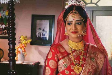 গাঁটছড়া বাঁধছেন ‘তোমায় আমায় মিলে’-এর ঊষসী, বিয়ের পর কি অভিনয় করবেন রুশা