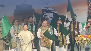 নবান্ন সূত্রে খবর, প্রজাতন্ত্র দিবস উপলক্ষে রাজ্যের তরফে রেড রোডে মোট তিনটি ট্যাবলো প্রদর্শন করা হবে