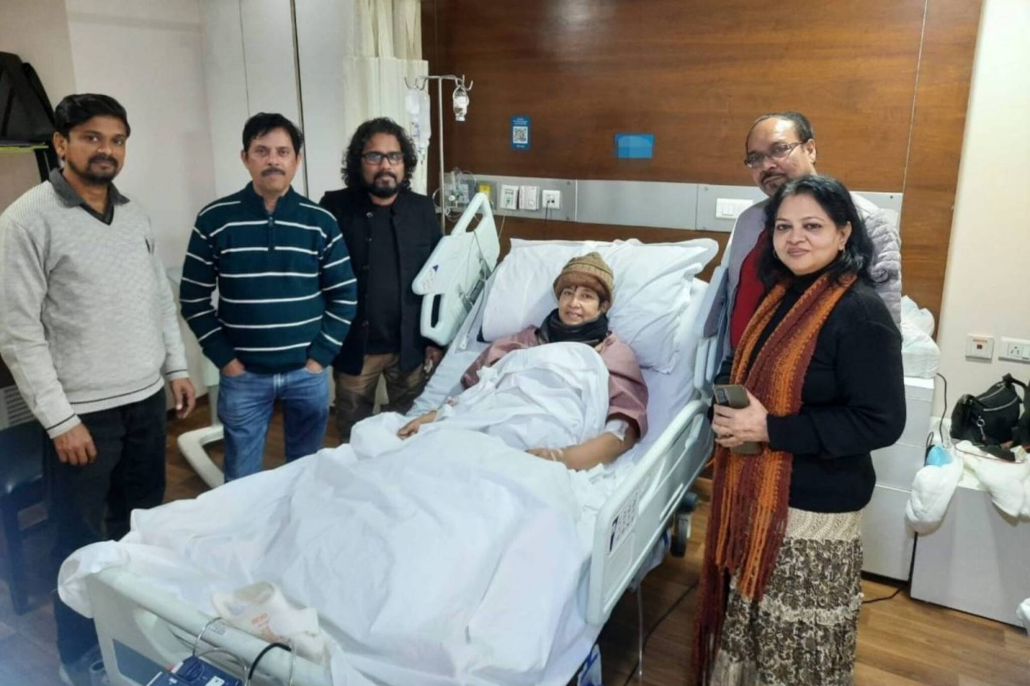 শরীরের অঙ্গপ্রত্যঙ্গ কেটে পঙ্গু করা হয়েছে তাঁকে! নিজেকেই তীব্র ধিক্কার তসলিমার