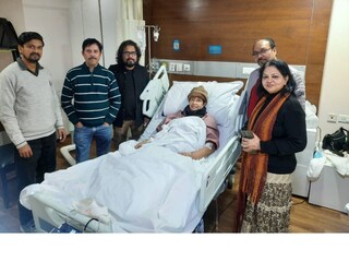 চিকিৎসা বিভ্রাটের শিকার তসলিমা নাসরিন, ছবি-সামাজিক মাধ্যম