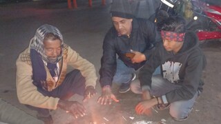 আগামী দুদিনও শীতের তেমন হেরফের হবে না বলে আলিপুর আবহাওয়া দফতর সূত্রে জানা গিয়েছে আগামী দুদিনও শীতের তেমন হেরফের হবে না বলে আলিপুর আবহাওয়া দফতর সূত্রে জানা গিয়েছে