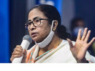 এখনও পর্যন্ত মুখ্যমন্ত্রীর লেখা ১২৮টি বই প্রকাশিত হয়েছে (ফাইল ছবি)