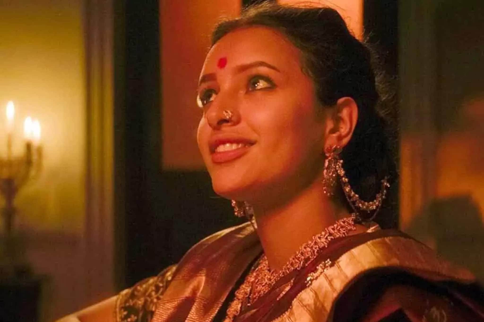 প্রযোজককে জড়িয়ে বুলবুল! আসছেন 'বিরাট' পরিবারে, নায়িকার ভাইয়ের সঙ্গে ছবি ভাইরাল