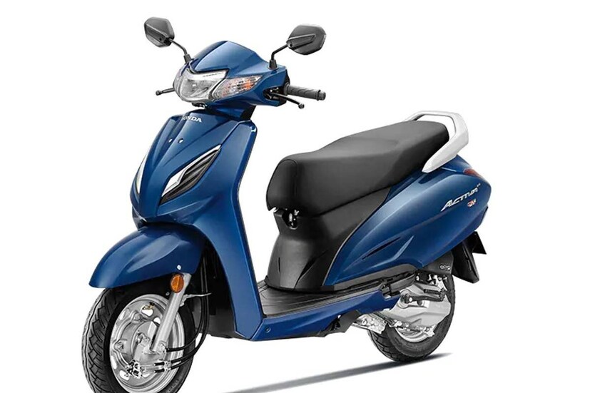 স্কুটার সেগমেন্টে ঝড় তোলার পর, Honda মোটরসাইকেল এবং স্কুটার ইন্ডিয়া ভারতীয় বাজারের জন্য একটি বৈদ্যুতিক স্কুটার নিয়ে কাজ করছে। কোম্পানি এই বছরের শুরুতেই একটি নতুন ইলেকট্রিক স্কুটার লঞ্চ করতে পারে। মডেলটি Activa 6G এর বৈদ্যুতিক সংস্করণ হবে বলে জানা গিয়েছে। এতে নতুন যুগের সব ফিচার ও বেস্ট রেঞ্জ দেখা যাবে। (নিউজ 18)