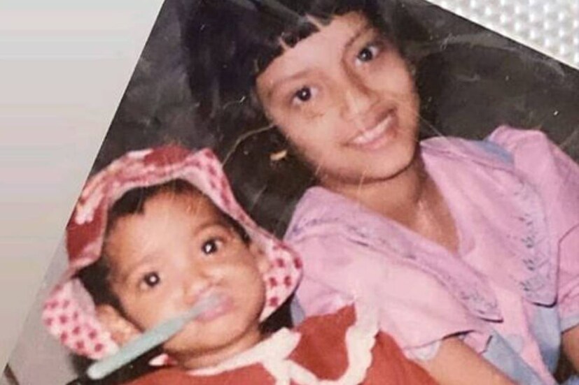 নুজহত পেশায় ফ্যাশন ডিজাইনার। কানাডার টরন্টোতে পড়াশোনা করেন তিনি। নুজহতের সাজপোশাক, তাঁর জীবনযাত্রা নুসরতের তুলনায় কোনও অংশে কম বিলাসবহুল নয়।