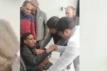 দক্ষ হাতে সিপিআর, অপরিচিত ব্যক্তিকে নতুন জীবন দিলেন আইএএস আফিসার