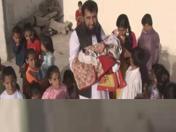 আরও সন্তানের জন্য চতুর্থ স্ত্রীর সন্ধানও শুরু করেছেন তিনি