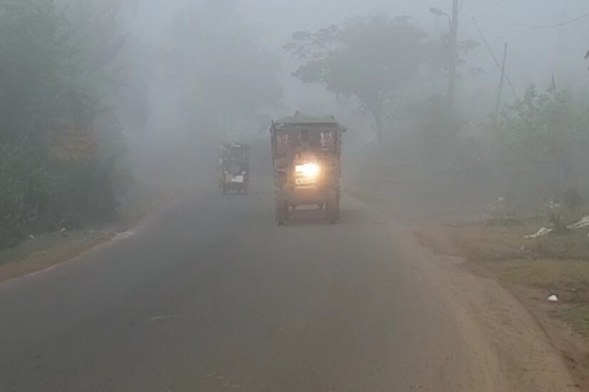 রবিবার সকালে সর্বনিম্ন তাপমাত্রা ছিল ১৫ ডিগ্রি সেলসিয়াস। যা স্বাভাবিকের চেয়ে ১ ডিগ্রি কম। গতকাল এই তাপমাত্রা ছিল ১৪.৭ ডিগ্রি সেলসিয়াস।