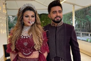 রাখি-আদিল