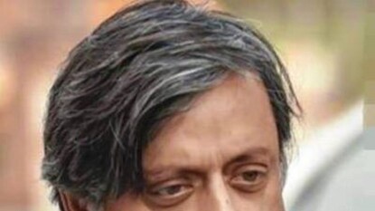 কংগ্রেস সাংসদ শশী থারুর। কংগ্রেস সাংসদ শশী থারুর।