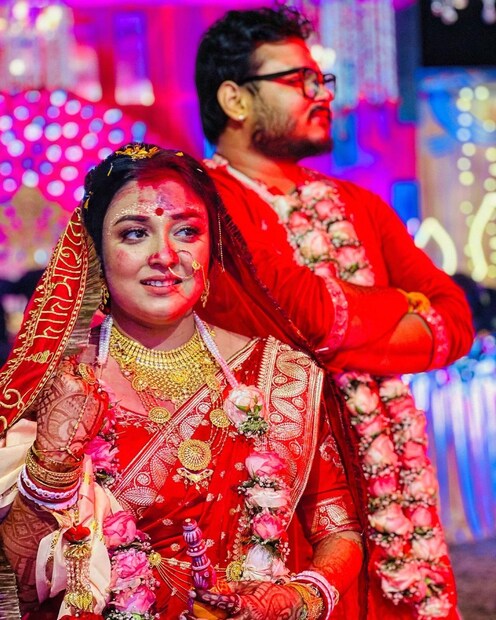 *স্বর্ণশেখরের বাবার হাত দিয়েই যাত্রা শুরু হয়েছিল সুদীপ্তার ৷ সেই ভালবাসা এবার পরিণতি পেল ৷ ছবি সৌজন্যে ইনস্টাগ্রাম ৷