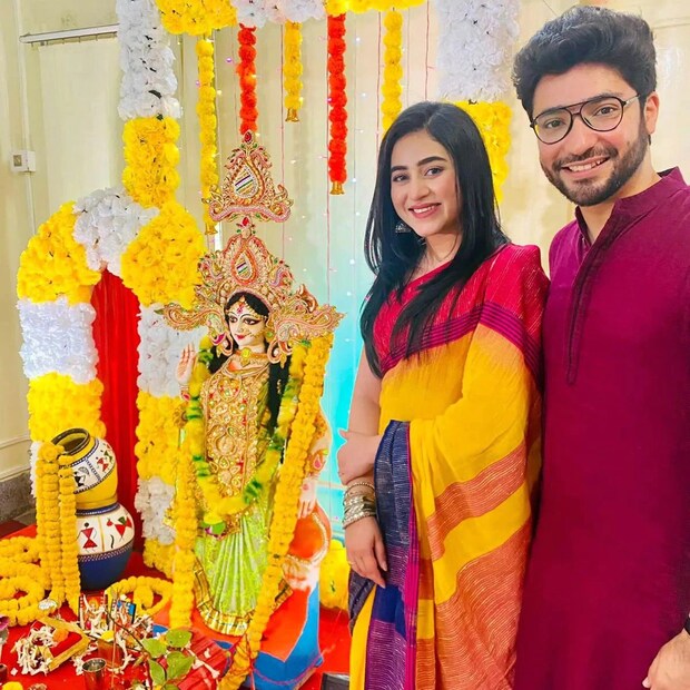গৌরব ও ঋদ্ধিমার সরস্বতী পুজোটা ছিল ঠিক এমন ৷ ছবি সৌজন্যে ইনস্টাগ্রাম ৷ 