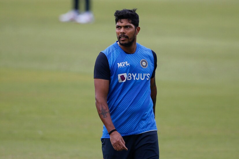  ভারতীয় ক্রিকেট দলে সুযোগ পাওয়ার পর ২০১৪-এর ১৫ জুলাই বন্ধু শৈলেশ ঠাকরেকে ম্যানেজার হিসাবে নিয়োগ করেছিলেন উমেশ যাদব।  উমেশ যাদবের সমস্ত আর্থিক বিষয় দেখাশোনা করত শৈলেশ।