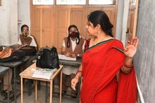 বিচারপতি গঙ্গোপাধ্যায়ের 'নজিরবিহীন' নির্দেশের মধ্যেই শিক্ষক বদলি জেলায় জেলায়
