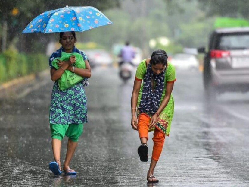 রায়ালাসিমা, মণিপুর এবং মিজোরামের উপরেও বিক্ষিপ্তভাবে হালকা থেকে মাঝারি বৃষ্টিপাতের সম্ভাবনা।