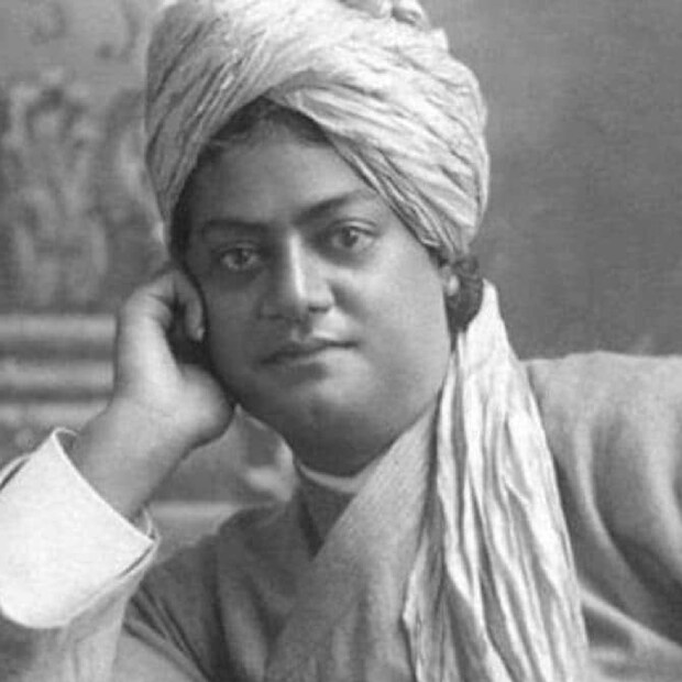 মাত্র ৩৯ বছর বয়সে স্বামীজি ইহলোক ত্যাগ করেন। আর নিজের মৃত্যুর নির্ভুল ভবিষ্যদ্বাণী স্বামীজি নিজেই করে গিয়েছিলেন। 