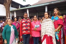 দুঃস্থ ছেলেমেয়েদের পড়াশোনা থেমে যাক চান না বৃহন্নলারা