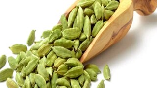 ঘুমের সমস্যাও দূর করতে পারে এলাচ! রান্নাঘরের এই উপাদানে আছে হাজার গুণাগুণ, জানুন