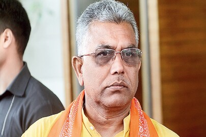 দিলীপ ঘোষের নিশানায় কে?