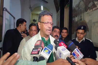 ফিরহাদের বিস্ফোরক দাবি